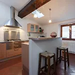Toscanella 3 Bedrooms By Mmega